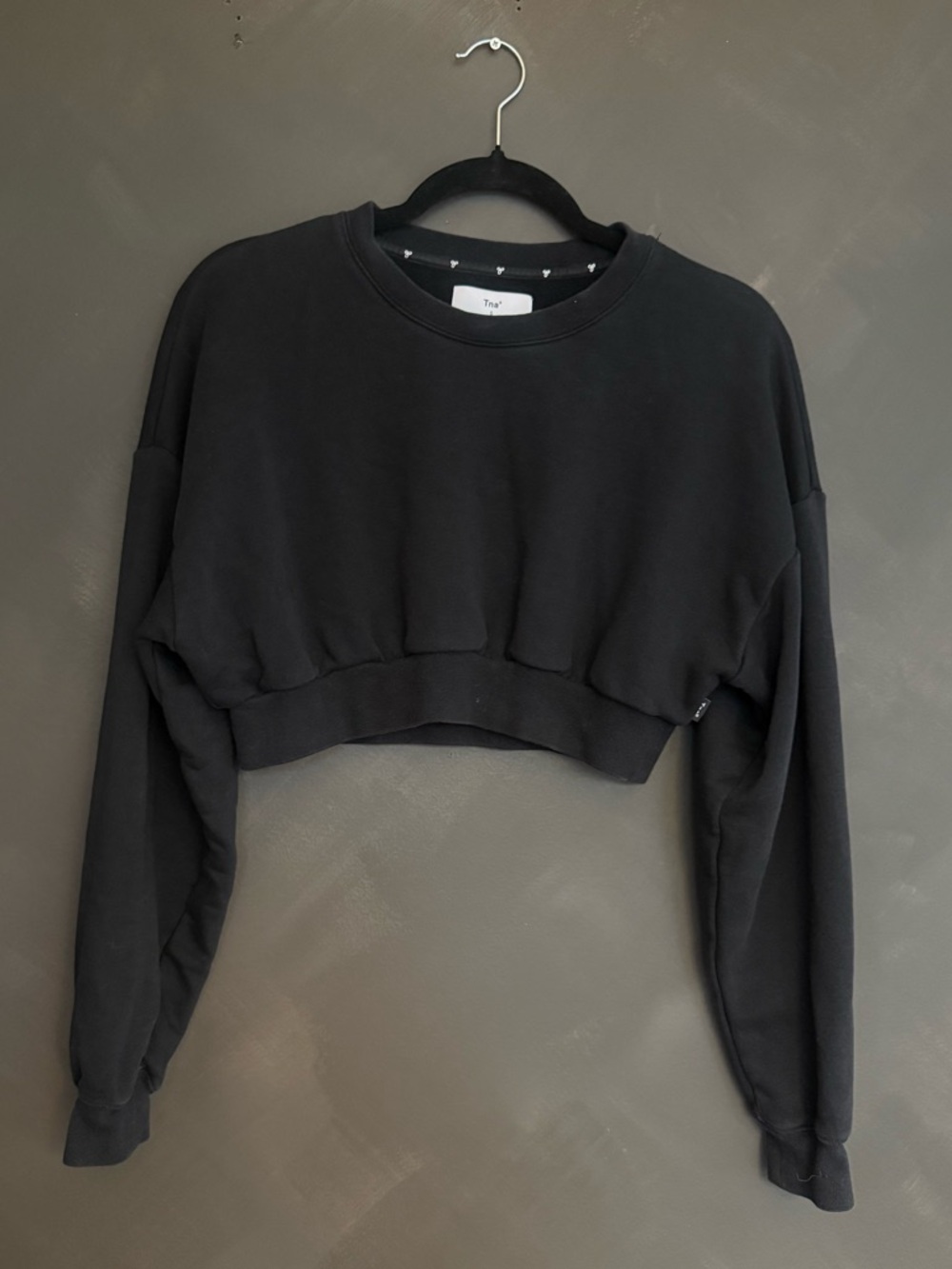 TNA Cropped Black Crewneck Sweatshirt